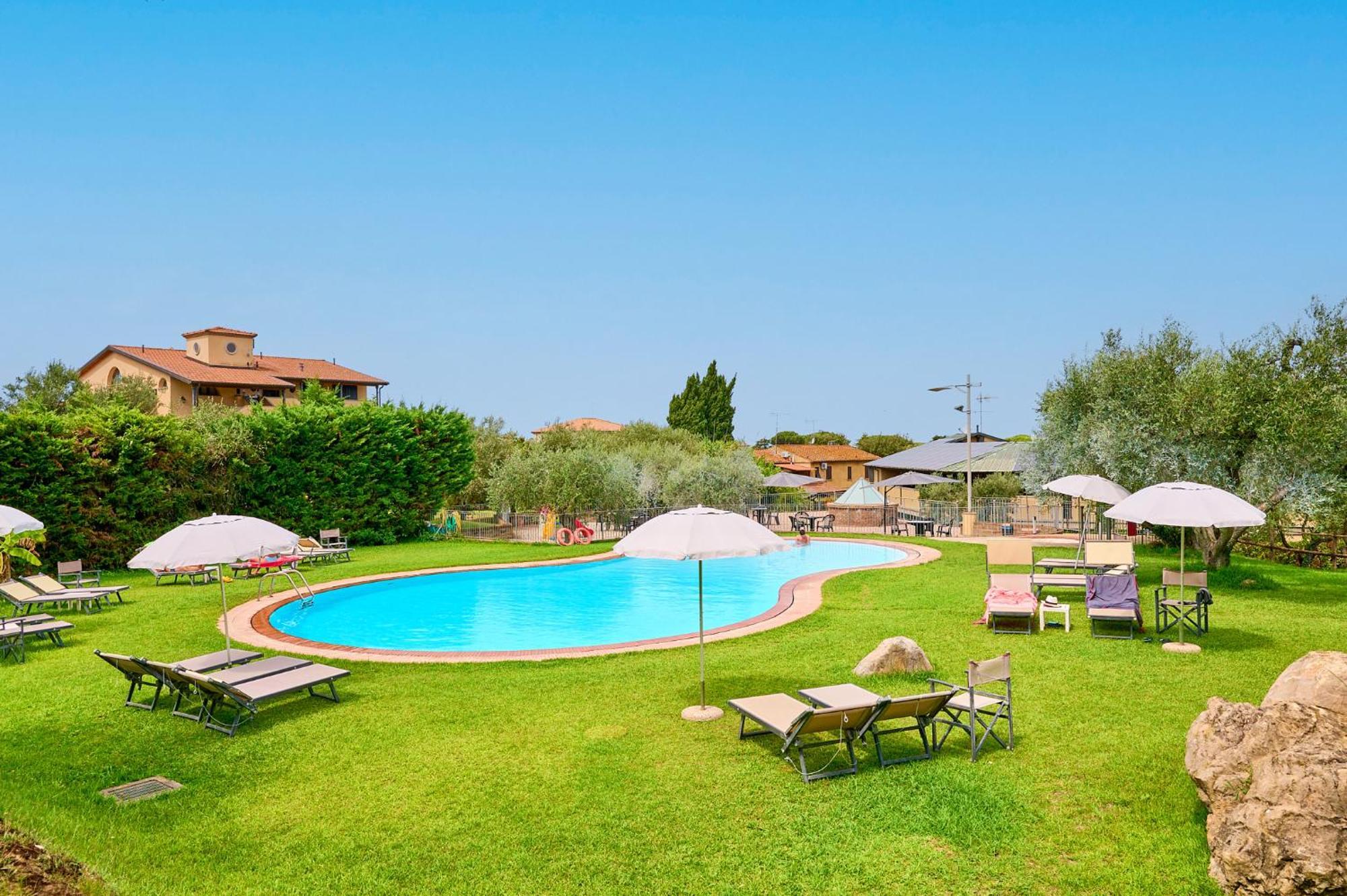Hotel Zi Martino 카스타니에토카르두치 외부 사진
